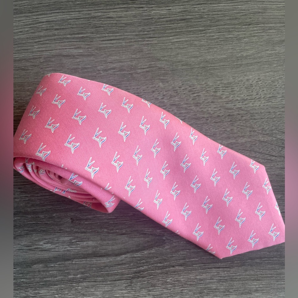 Vineyard Vines Pink Lighthouse Silk Tie